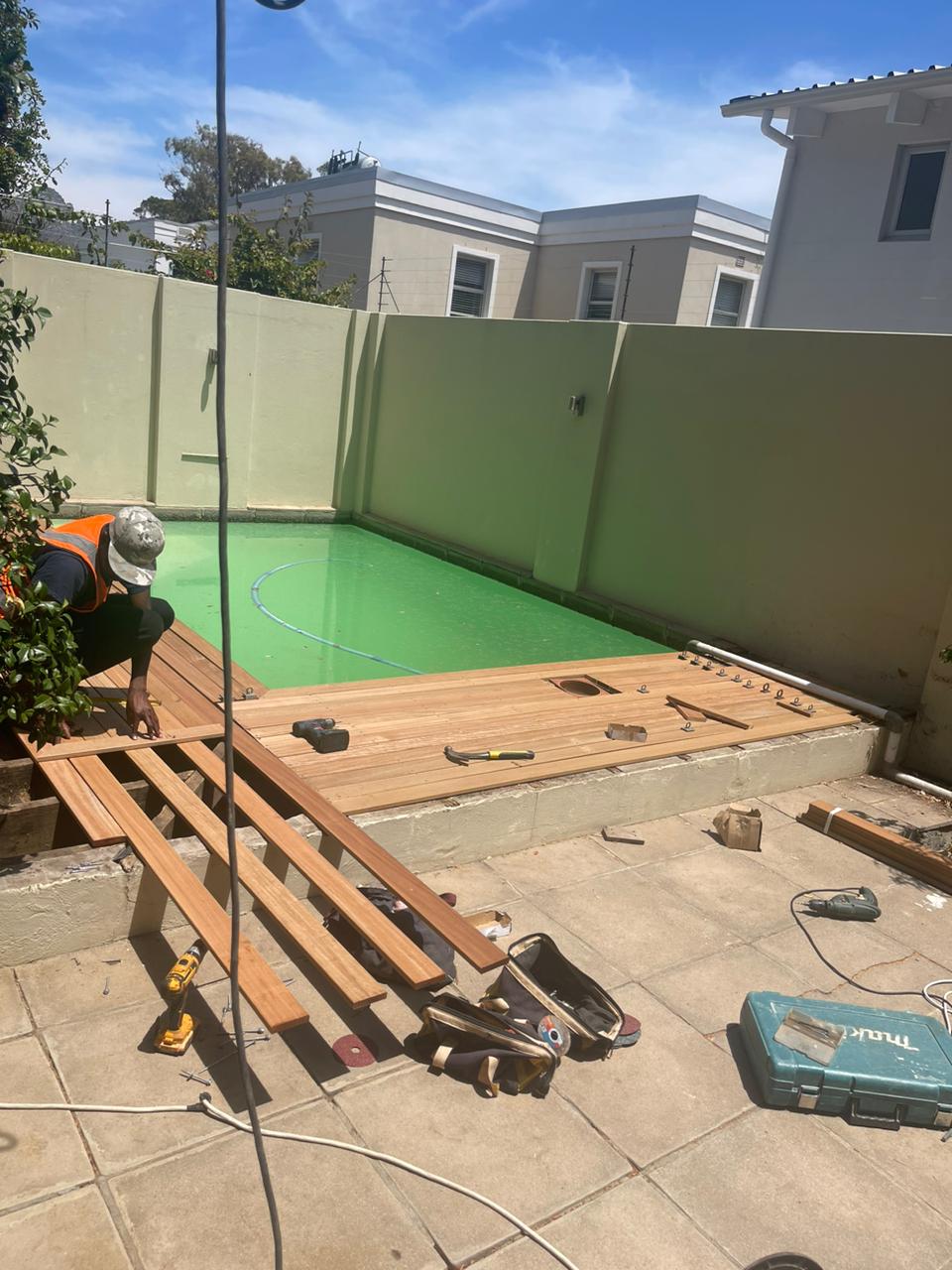 decking 33